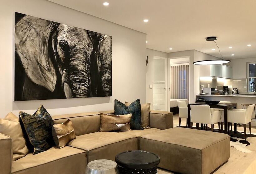 침실 3개 아파트, Romney Park Luxury Apartments