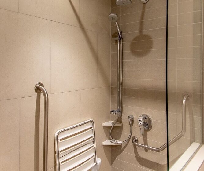 Номер Стандарт Адаптированный для Инвалидов, Town Lodge Johannesburg Airport