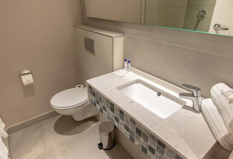 Номер Стандарт, Town Lodge Johannesburg Airport