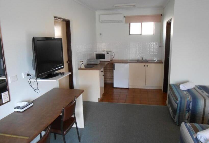 סוויטה משפחתית, Birch Motel Tocumwal