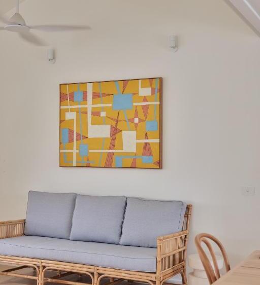 Дом 3 Спальни, Bluewater On The Beach