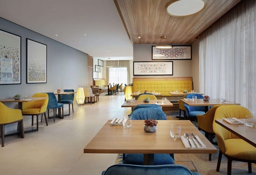 اتاق استاندارد, Hampton By Hilton Dubai Al Barsha