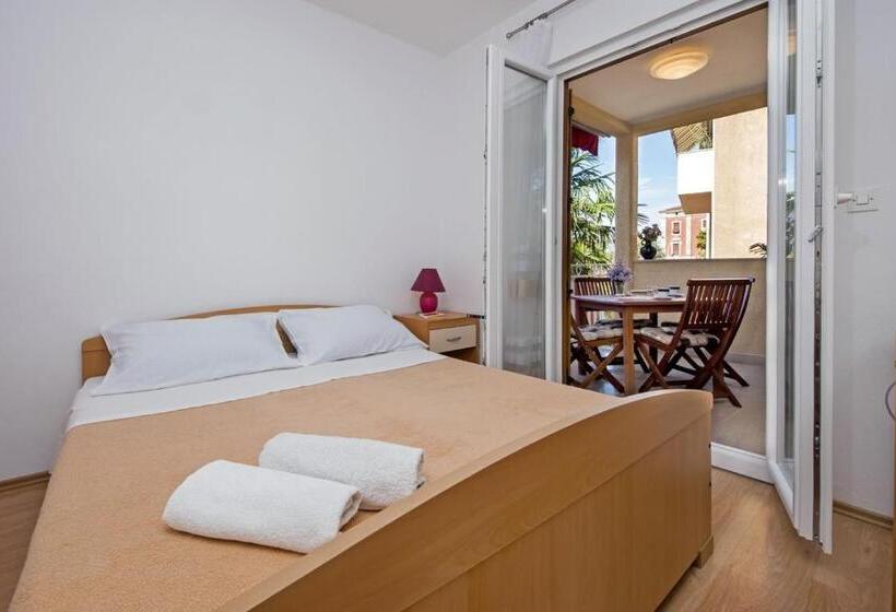 דירת חדר, Apartments Pino