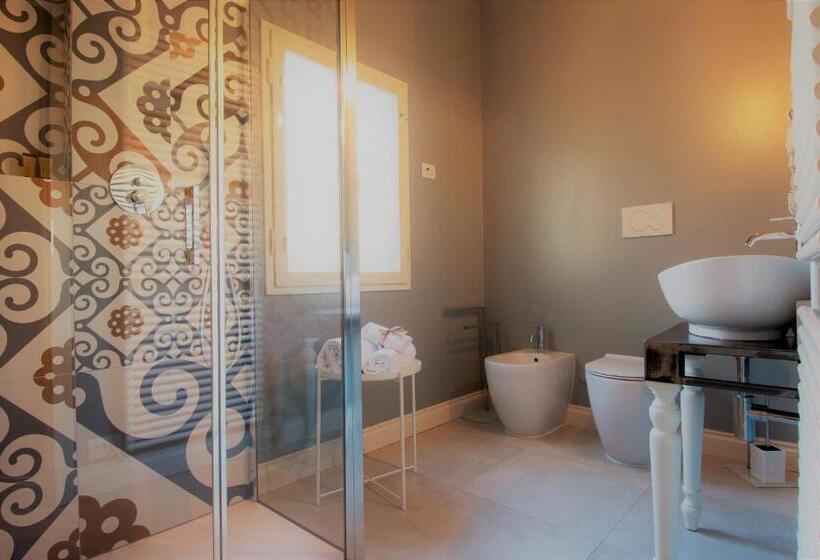 اتاق راحتی سه تخته, B&b Pistoia Inn