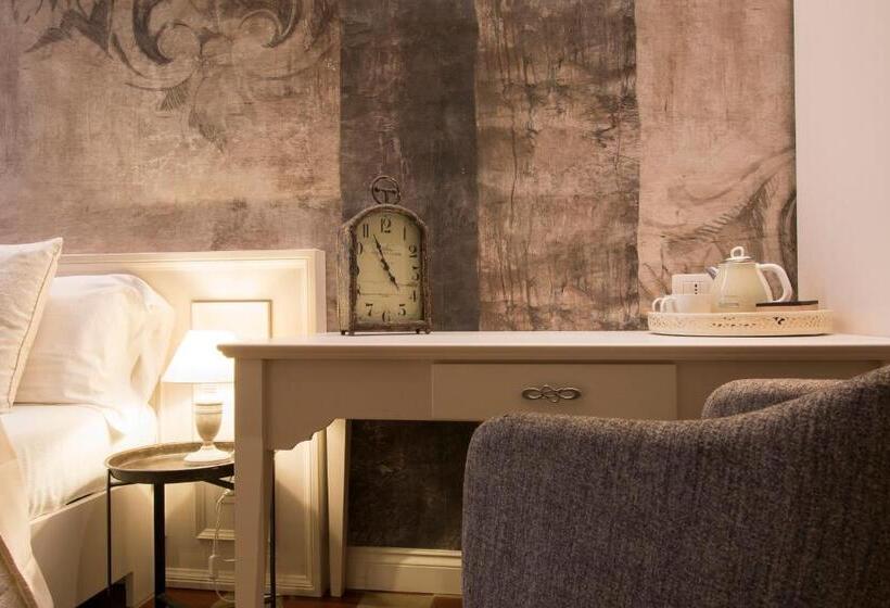 اتاق راحتی سه تخته, B&b Pistoia Inn