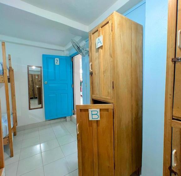 共用房间的床, Hostel Samara