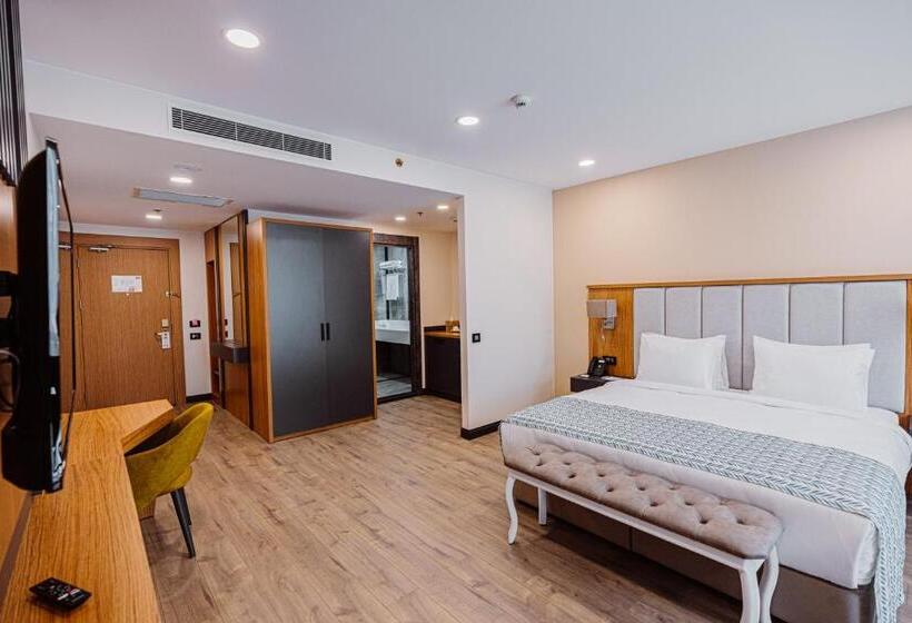 اتاق خانوادگی, Best Western Plus Batumi