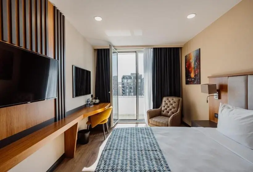 バルコニー付きスタンダードルーム, Best Western Plus Batumi