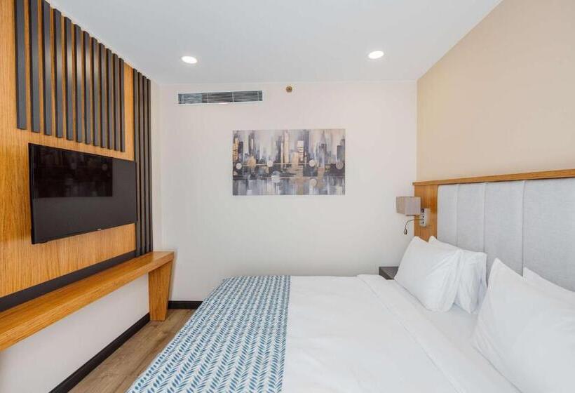 سوییت جونیور, Best Western Plus Batumi