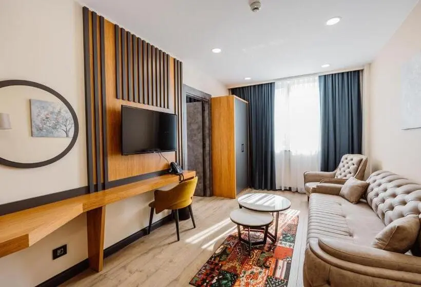 ジュニアスイート, Best Western Plus Batumi