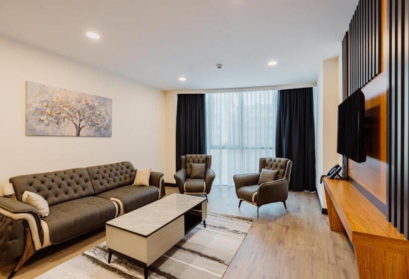 سوئیت اجرایی با تخت کینگ, Best Western Plus Batumi