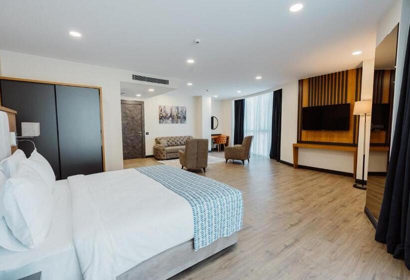 سوئیت اجرایی با تخت کینگ, Best Western Plus Batumi