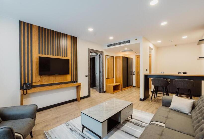 سوئیت اجرایی با تخت کینگ, Best Western Plus Batumi