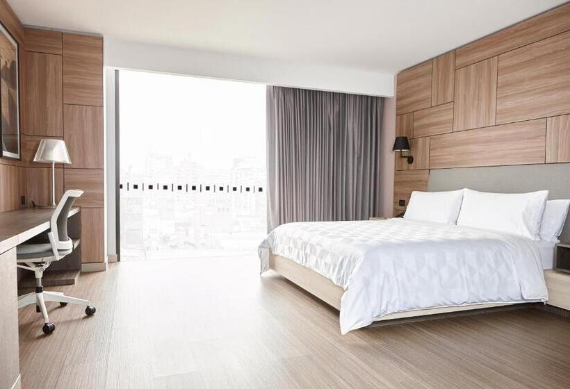 Номер Стандарт Кровать Кинг Адаптированный для Инвалидов, Holiday Inn Lima Miraflores, An Ihg