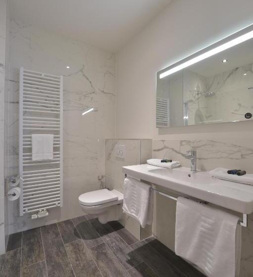 غرفة ديلوكس مزودة بشرفة, Monarc