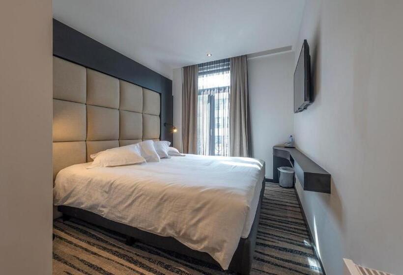 غرفة ديلوكس مزودة بشرفة, Monarc