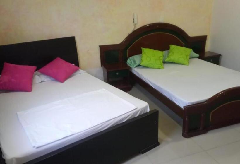 패밀리 룸, Perla Azul Boutique