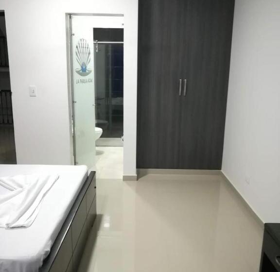 베이직 3인 룸, Perla Azul Boutique