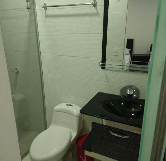 패밀리 룸, Perla Azul Boutique