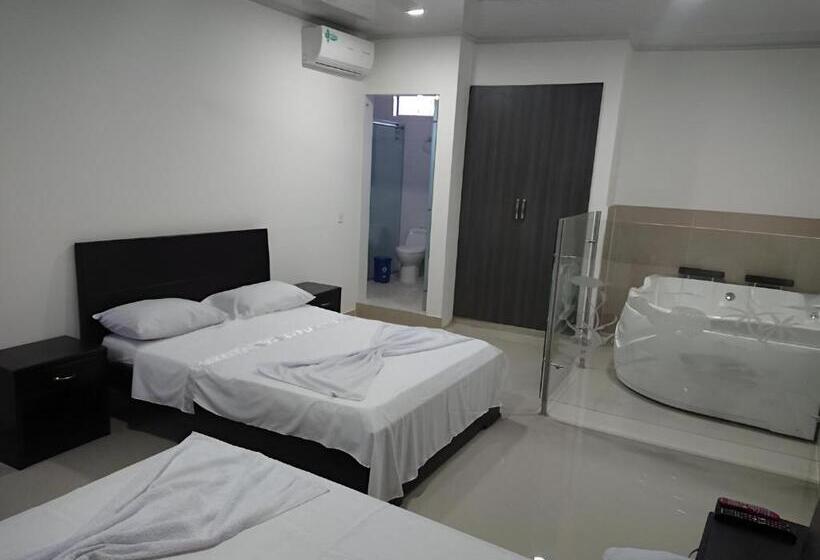 Habitación Cuádruple Deluxe, Perla Azul Boutique