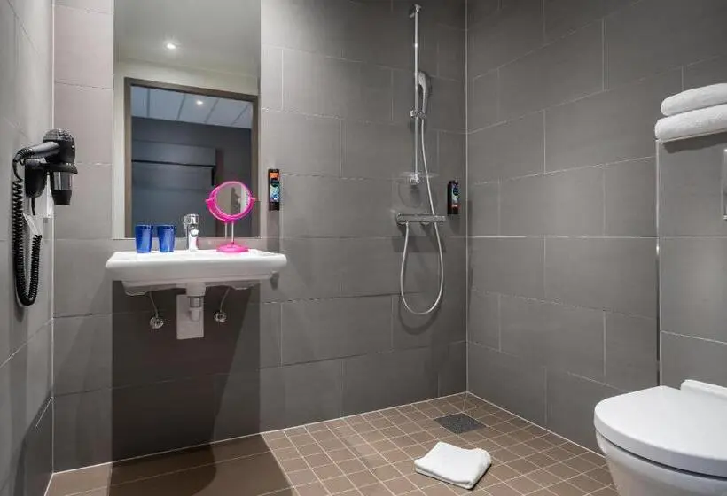 スーペリアールーム, Holiday Inn   The Niu, Timber Esslingen, An Ihg