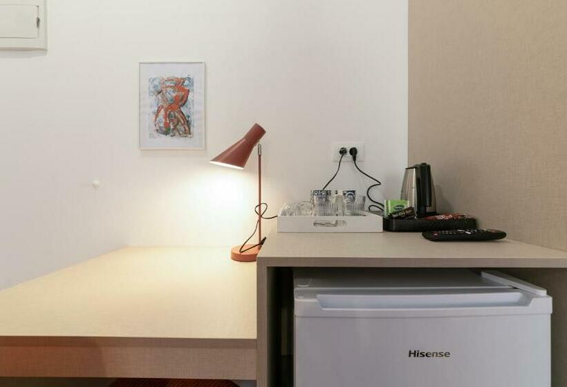 ガーデンビュースーペリアールーム, La Preziosa Rooms