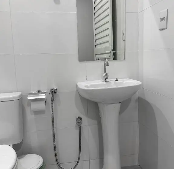 Standard Yhden Hengen Huone, Spot Hotel E Pousada