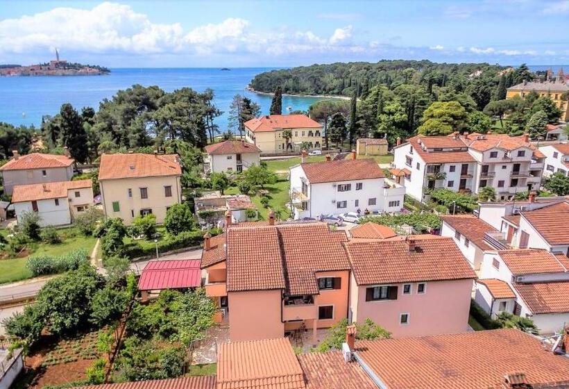 شقة غرفة واحدة مزودة بتراس, Apartment Complex Silva Rovinj
