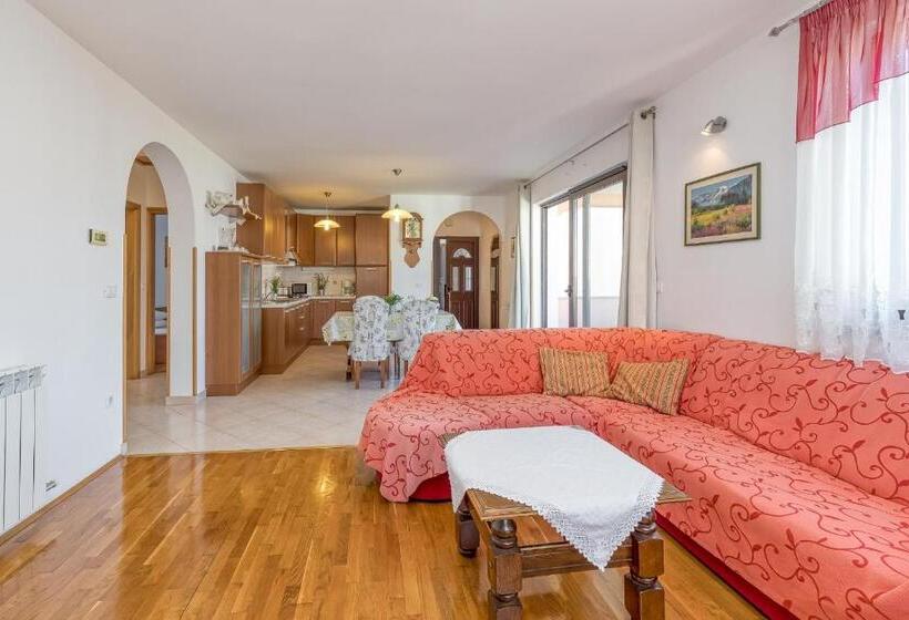 شقة غرفة نوم واحدة مزودة بشُرفة, Apartment Complex Silva Rovinj