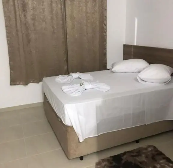 اتاق خانوادگی, Pousada Vó Dena
