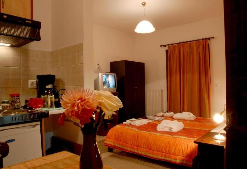 דירת חדר, Artemis Apartments