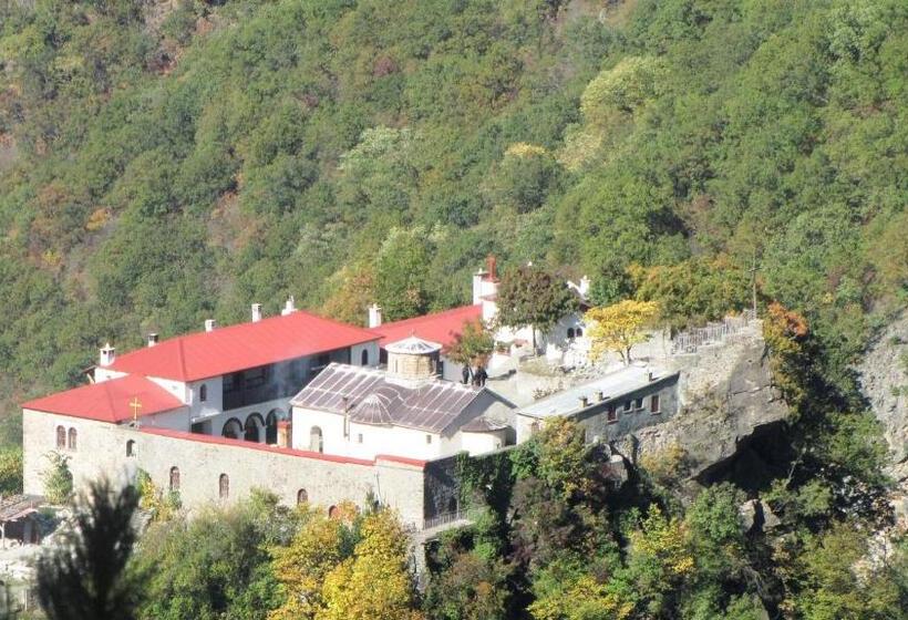 דירת חדר, Artemis Apartments