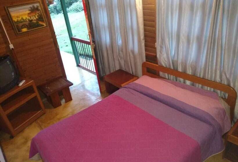 חדר סטנדרט, Yacurmana