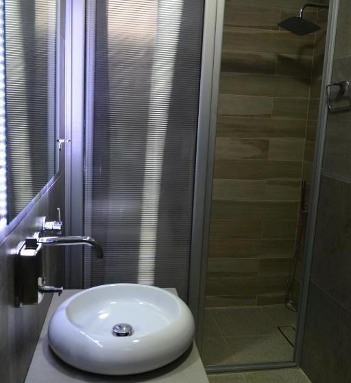 خانه 2 خوابه, Ionia Studios