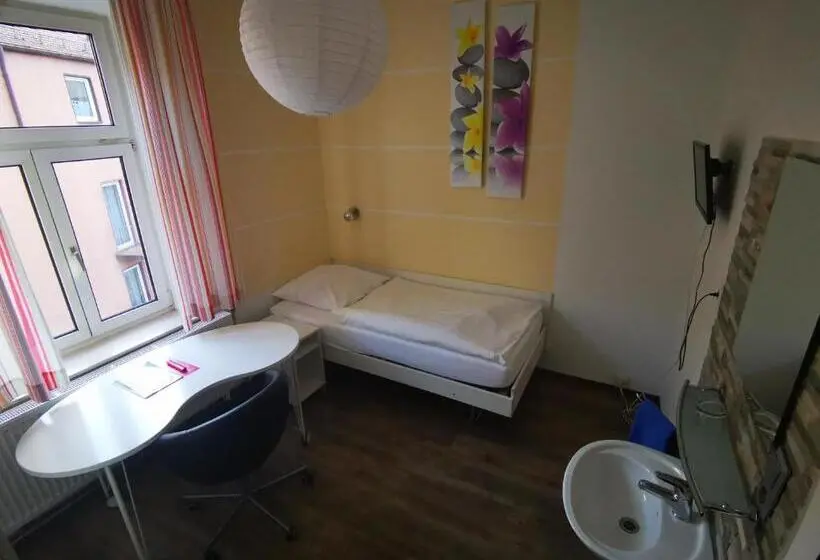 スタンダードシングルルーム, City Hostel