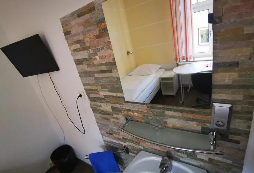 スタンダードシングルルーム, City Hostel