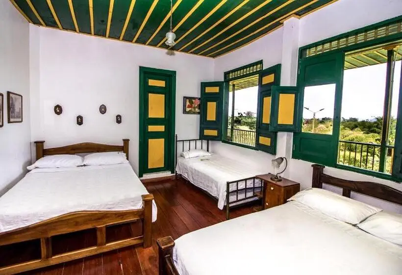 スタンダード４人部屋, Finca Hotel El Palmar