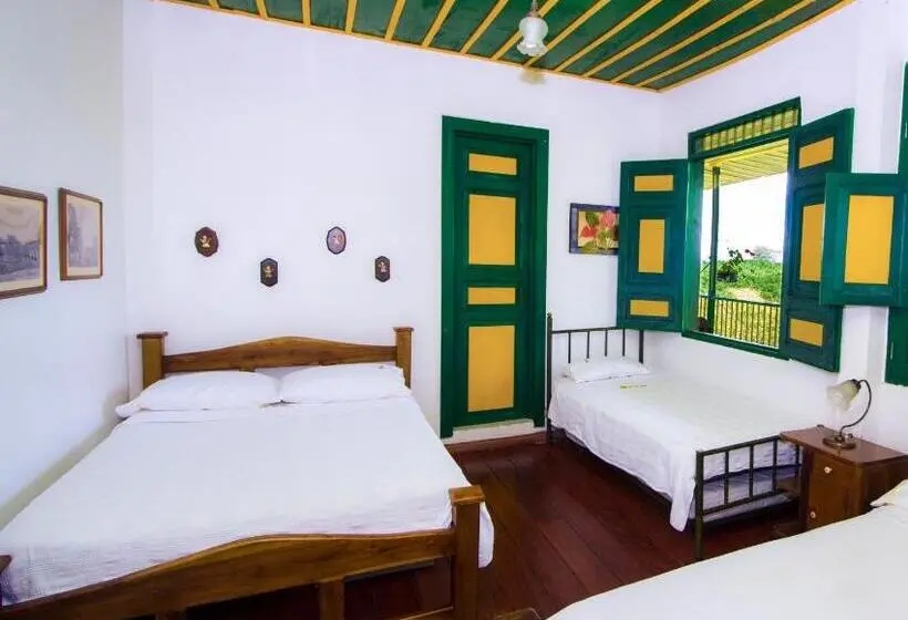 スタンダード４人部屋, Finca Hotel El Palmar