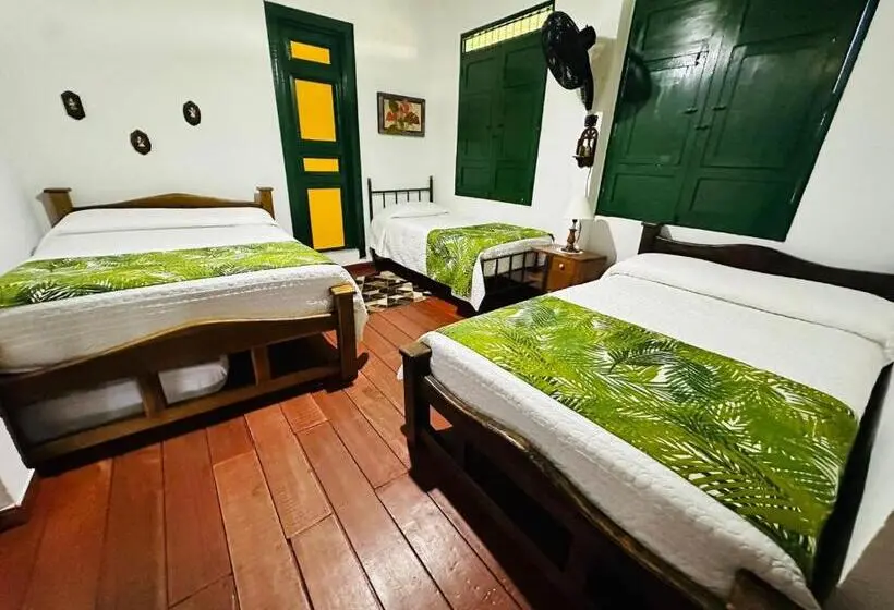 スタンダード４人部屋, Finca Hotel El Palmar