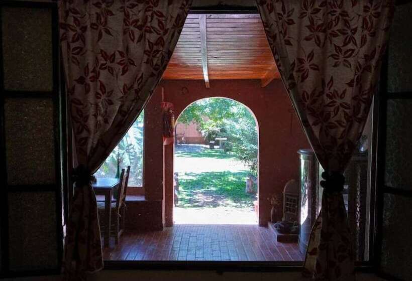 חדר קלאסי לשלושה, Posada Don Salvador