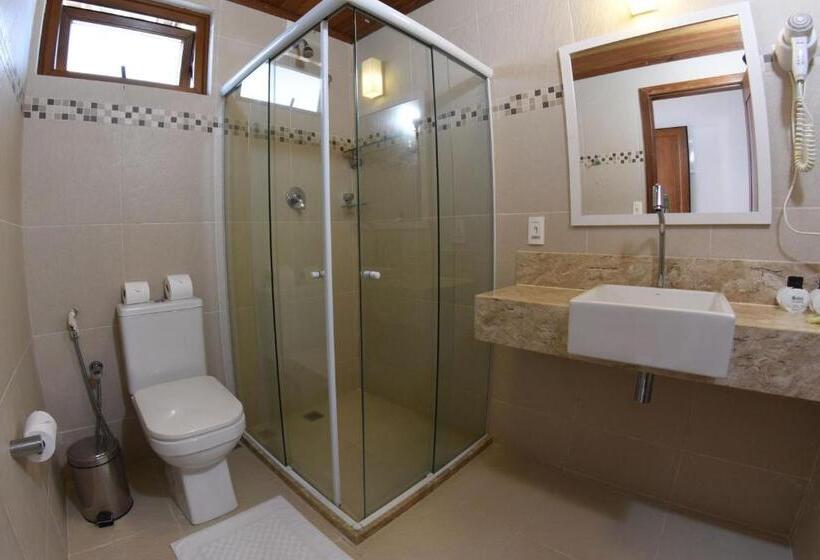 Трехместный Номер Стандарт Вид на Сад, Club Do Balanço Pousada E Restaurante