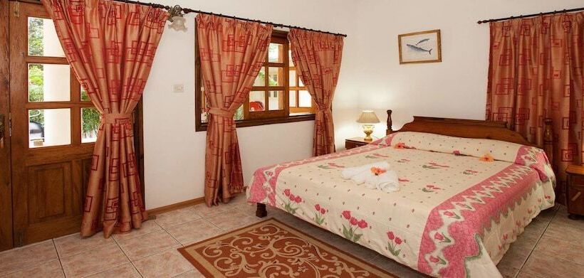 اتاق استاندارد, Kot Babi