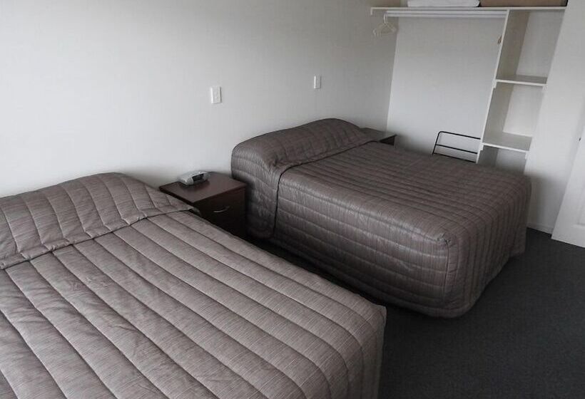 패밀리 룸, A'abode Motor Lodge