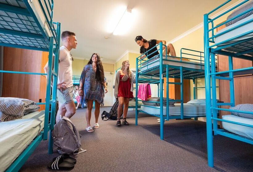 共用房间的床, Yha Newcastle Beach