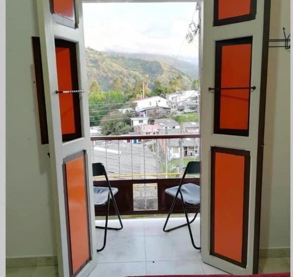 اتاق استاندارد با بالکن, Casa Borbon