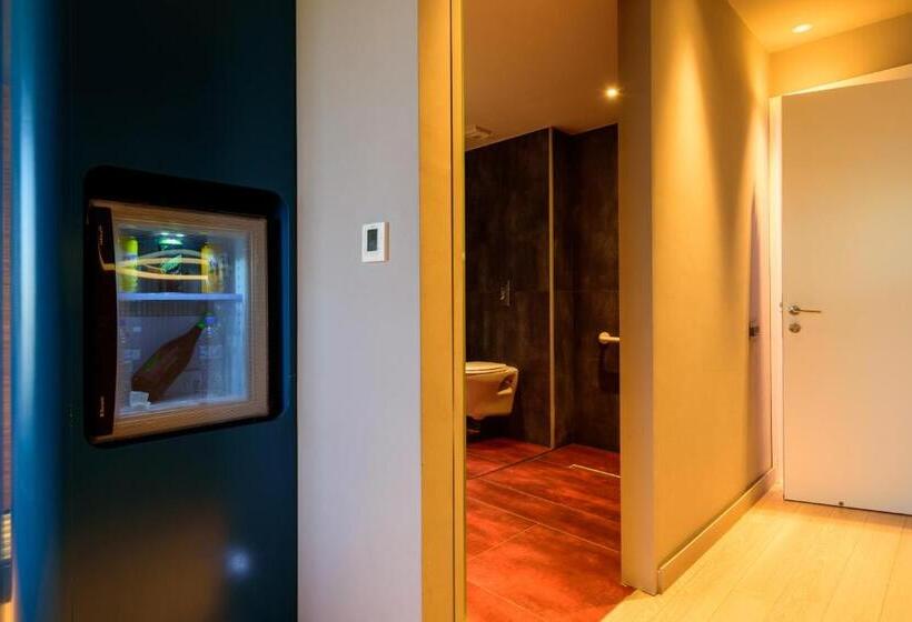 Premium room w/ mountain view, Essence