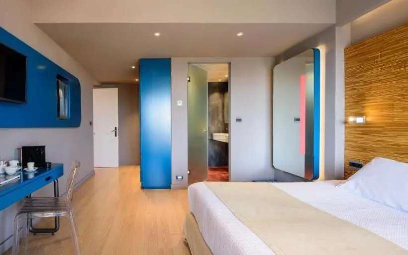 Chambre Executive, Essence
