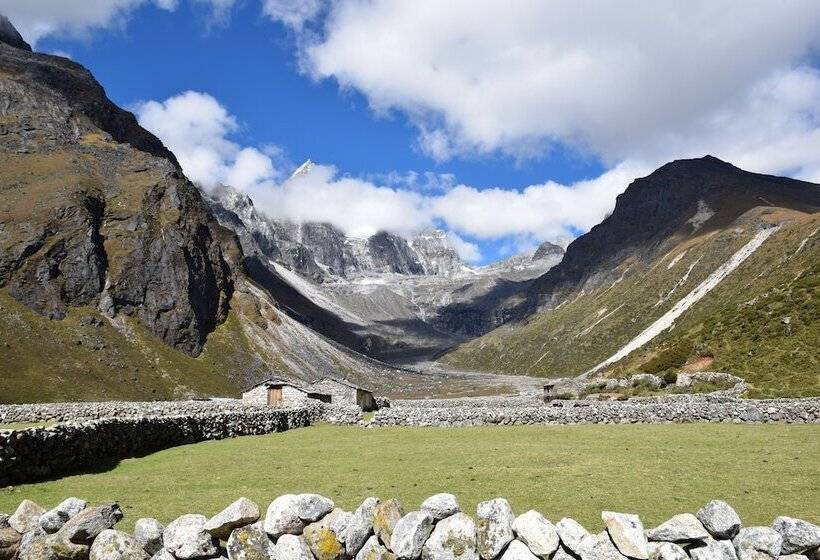 اتاق اکونومی, Machermo Lodge & Bakery