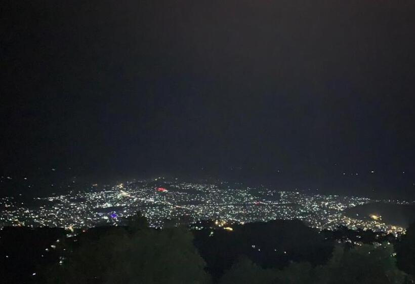 اتاق استاندارد, Pristine Himalaya