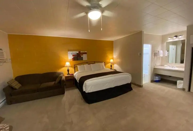 キングサイズベッドのスタンダードルーム, Dauphin Inn Express